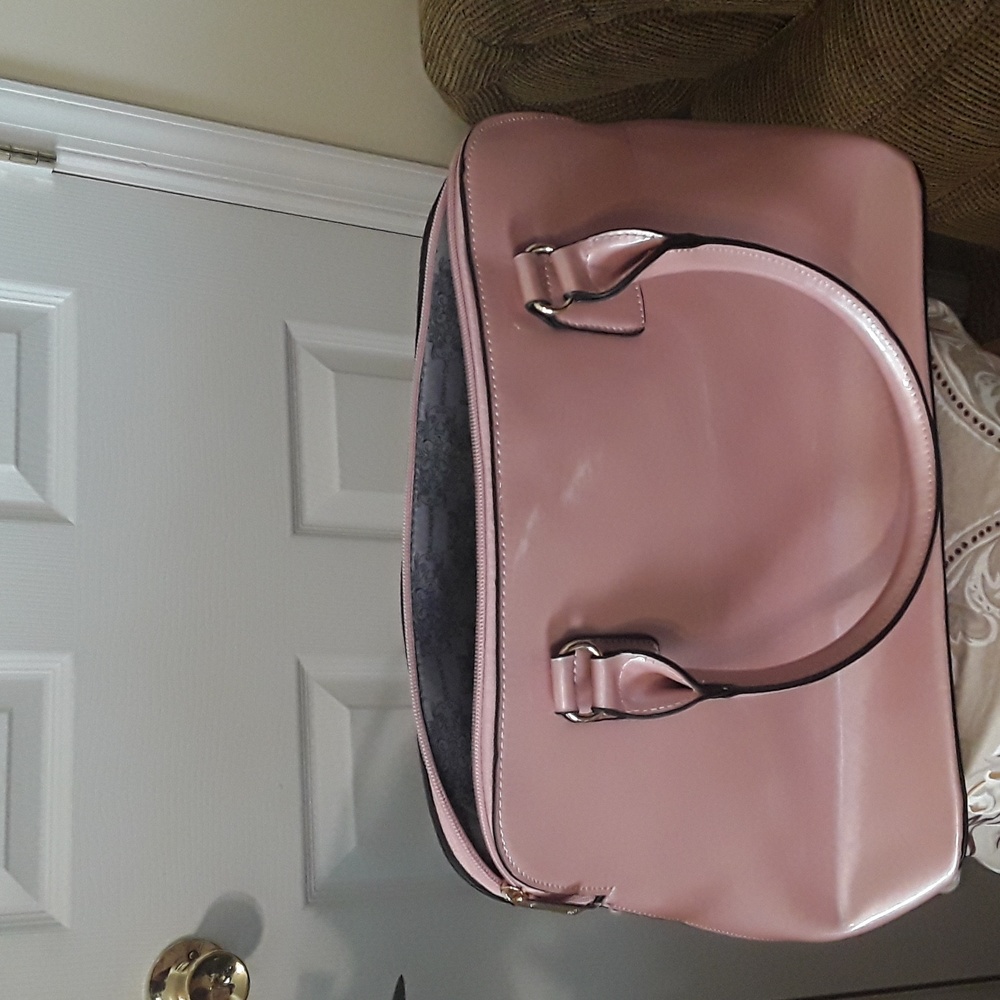 Purses - Picture 2 of 3